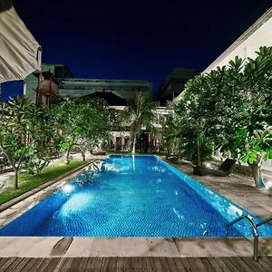 3* Hotell Easy Surf Camp